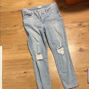 Good American Women's size 10/30 Light Blue Distressed Jeans